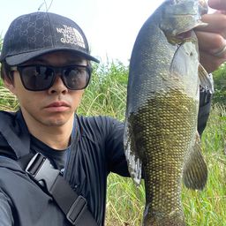 スモールマウスバス