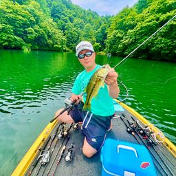 スモールマウスバス