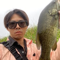 スモールマウスバス
