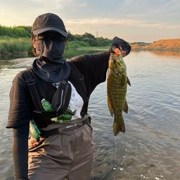 スモールマウスバス