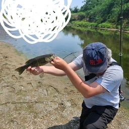 スモールマウスバス