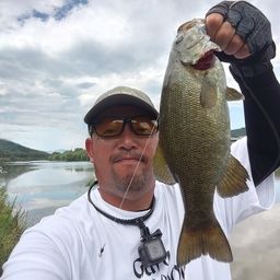 スモールマウスバス