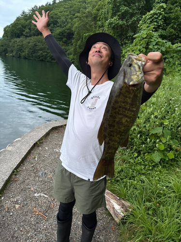 スモールマウスバス