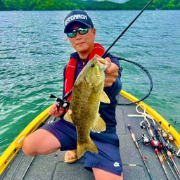 スモールマウスバス