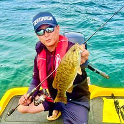 スモールマウスバス