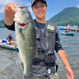 ラージマウスバス