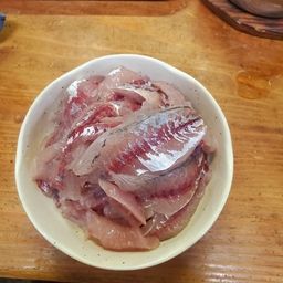 サバ