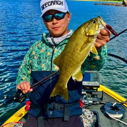 スモールマウスバス