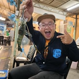 オニテナガエビ