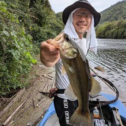 ブラックバス